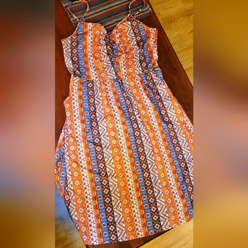 V-neck spaghetti string sun dress
